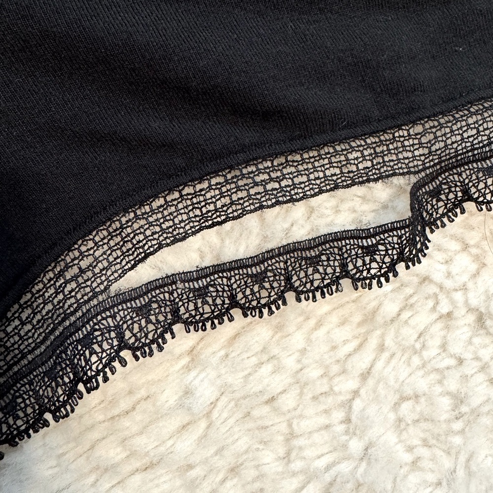 Victoria's Secret Black Lace Shorts Intimates Sleepwear - Picture 4 of 4